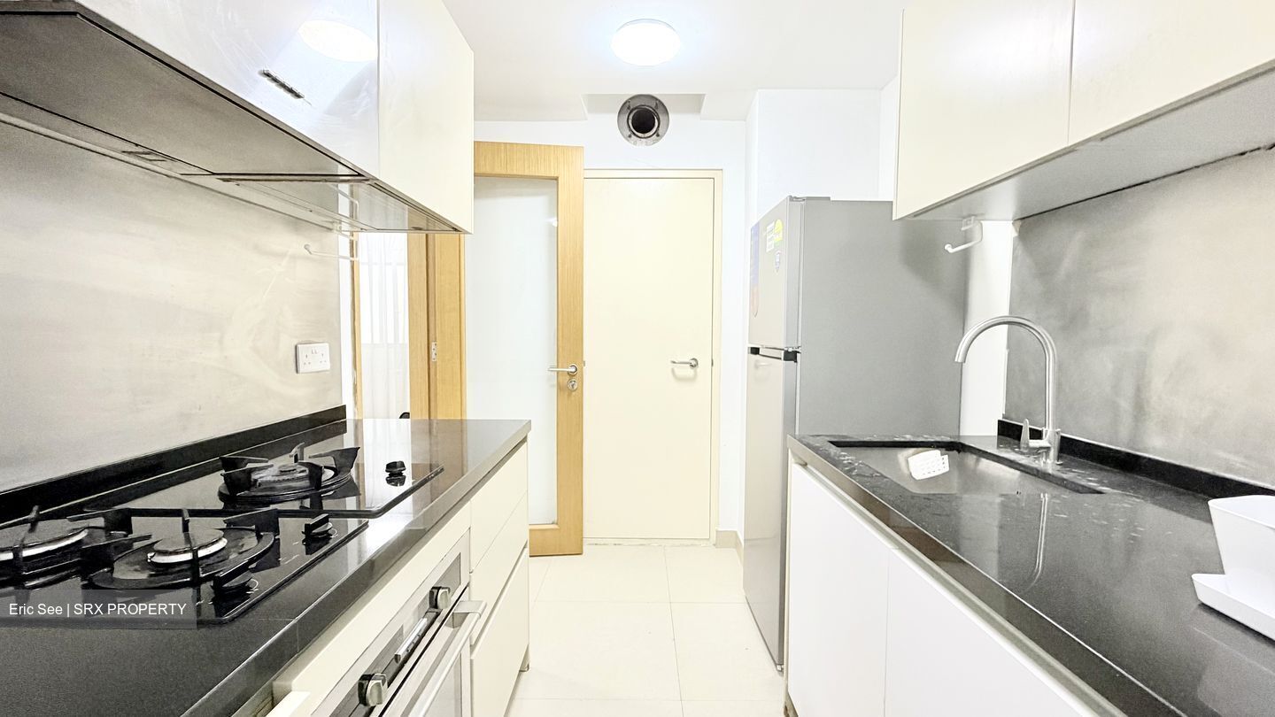 Atrium Residences (D14), Apartment #561529011